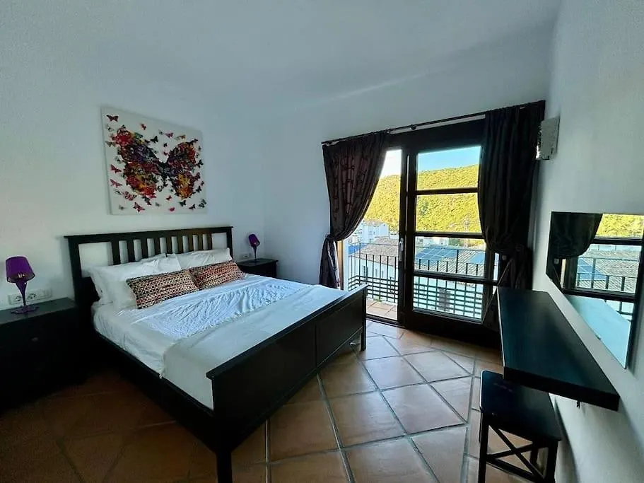 El Casar Townhouse Benahavis Villa